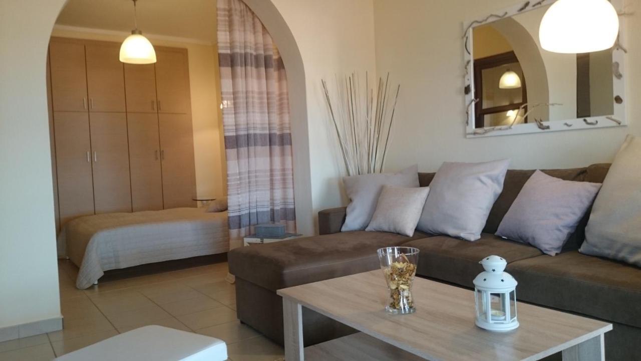 Ferienapartment At Home Ouranoupolis Bagian luar foto